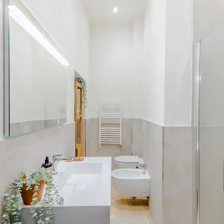 Apartment Casa Lazzaro Contemporary Ground Floor Lucca