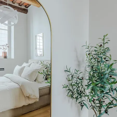 Casa Lazzaro Contemporary Ground Floor *